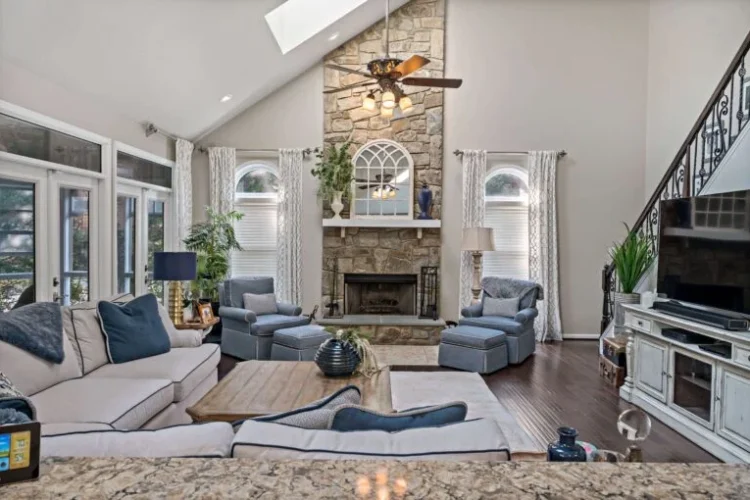 15 Reasons Why People Love Open Floor Plans